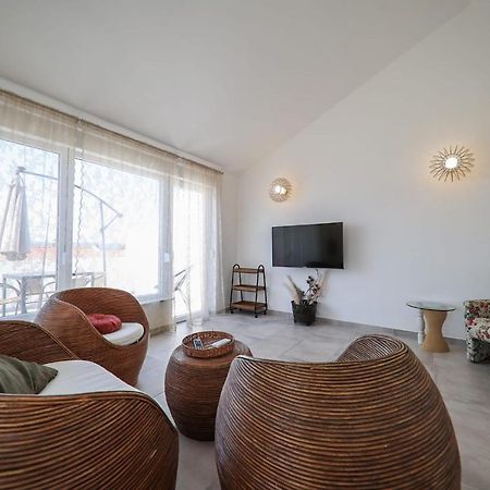 Apartment Rosso Ζαντάρ Εξωτερικό φωτογραφία