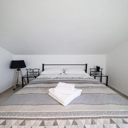 Apartment Rosso Ζαντάρ Εξωτερικό φωτογραφία