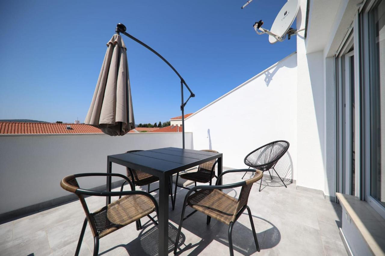 Apartment Rosso Ζαντάρ Εξωτερικό φωτογραφία
