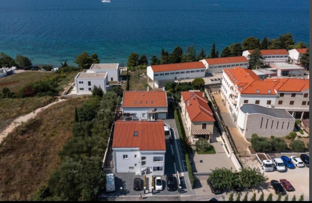 Apartment Rosso Ζαντάρ Εξωτερικό φωτογραφία